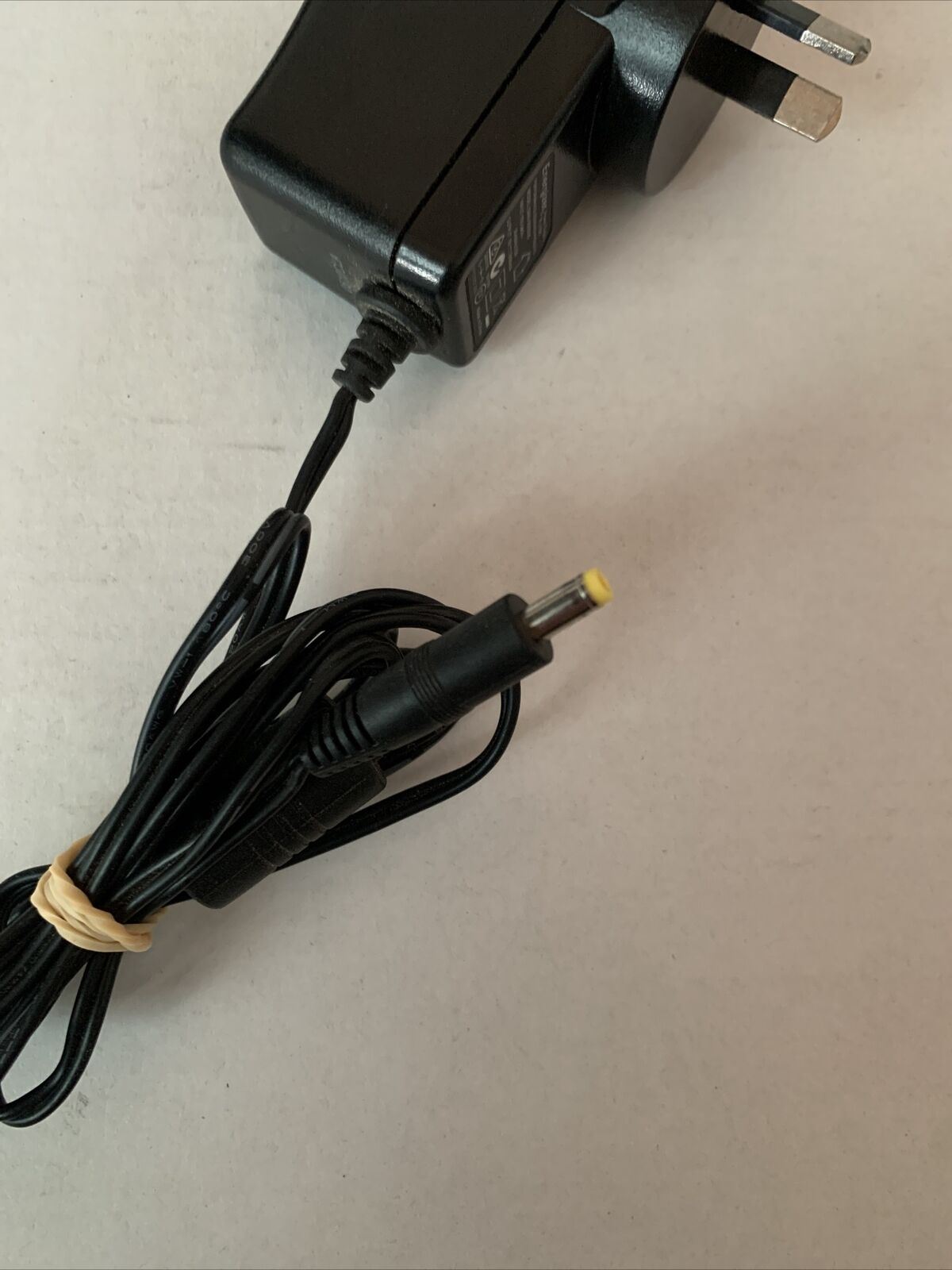 Caricabatteria 5V Per Modelli SW-050150 Alimentatore TOP CHARGEUR 5V - Per Sostituzione Modello SW-050150, Connettore 5.5mm X 2.5mm, Cavo 120 Cm, Con LED Alimentatore Per SW-050150