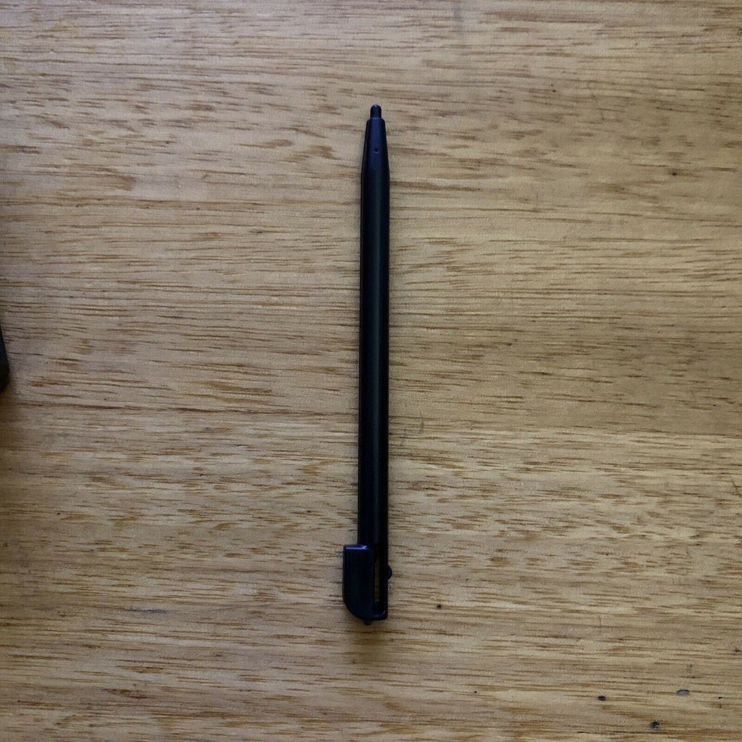 Nintendo DSi Handheld Console Black with Charger & Stylus