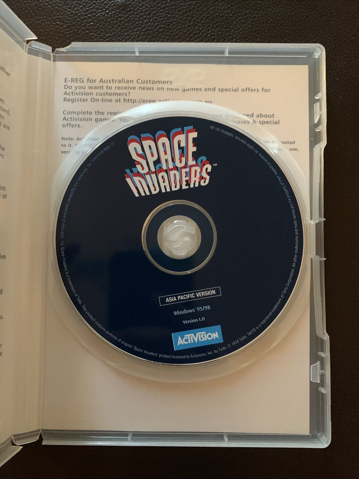 Space Invaders - PC CD-ROM Windows Game (1999, Activision)