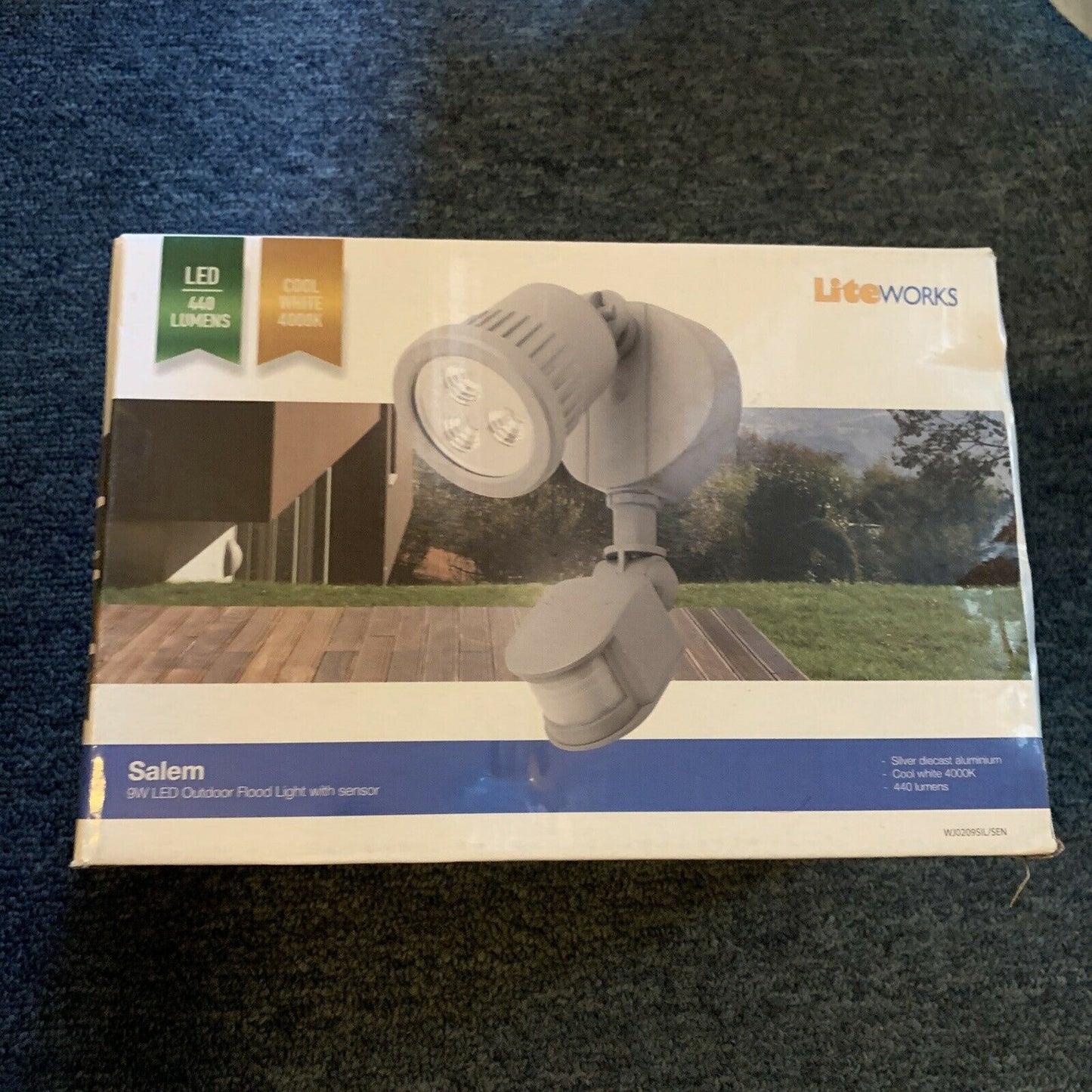 Liteworks 9W LED Outdoor Flood Light With Sensors 440 Lumens Diecast Aluminium