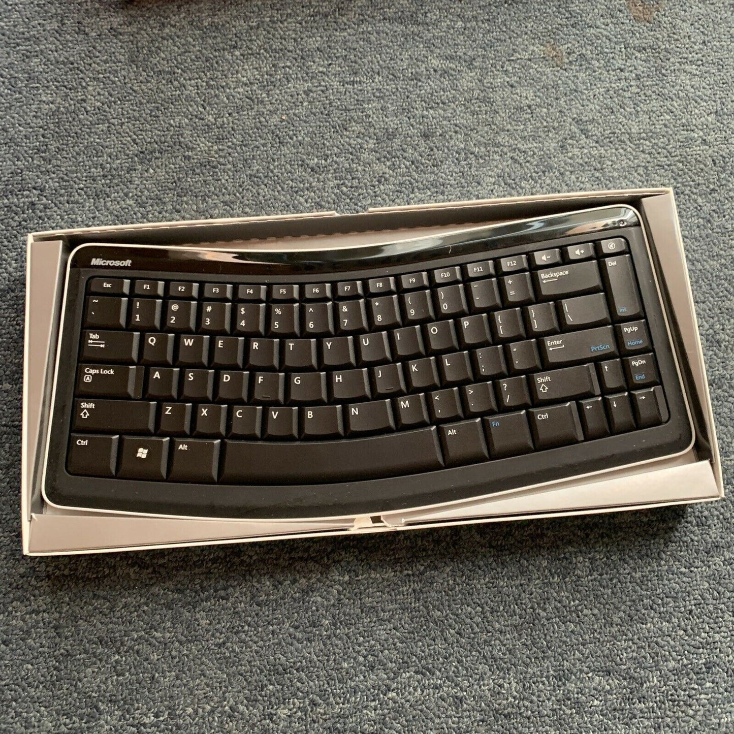 Microsoft Bluetooth Mobile Keyboard & Keypad 6000