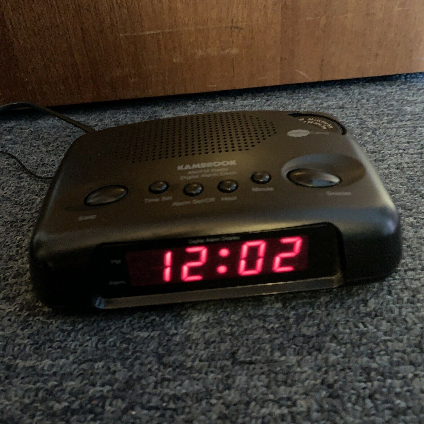 Vintage Kambrook Alarm Clock Radio KCR10 AM/FM Radio Snooze Function