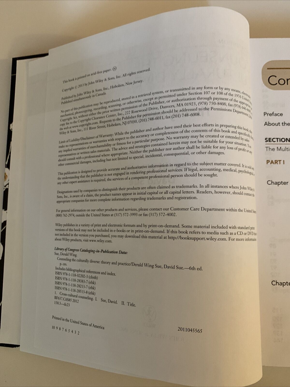 Counseling The Culturally Diverse - Theory & Practice by Details Sue, David Sue