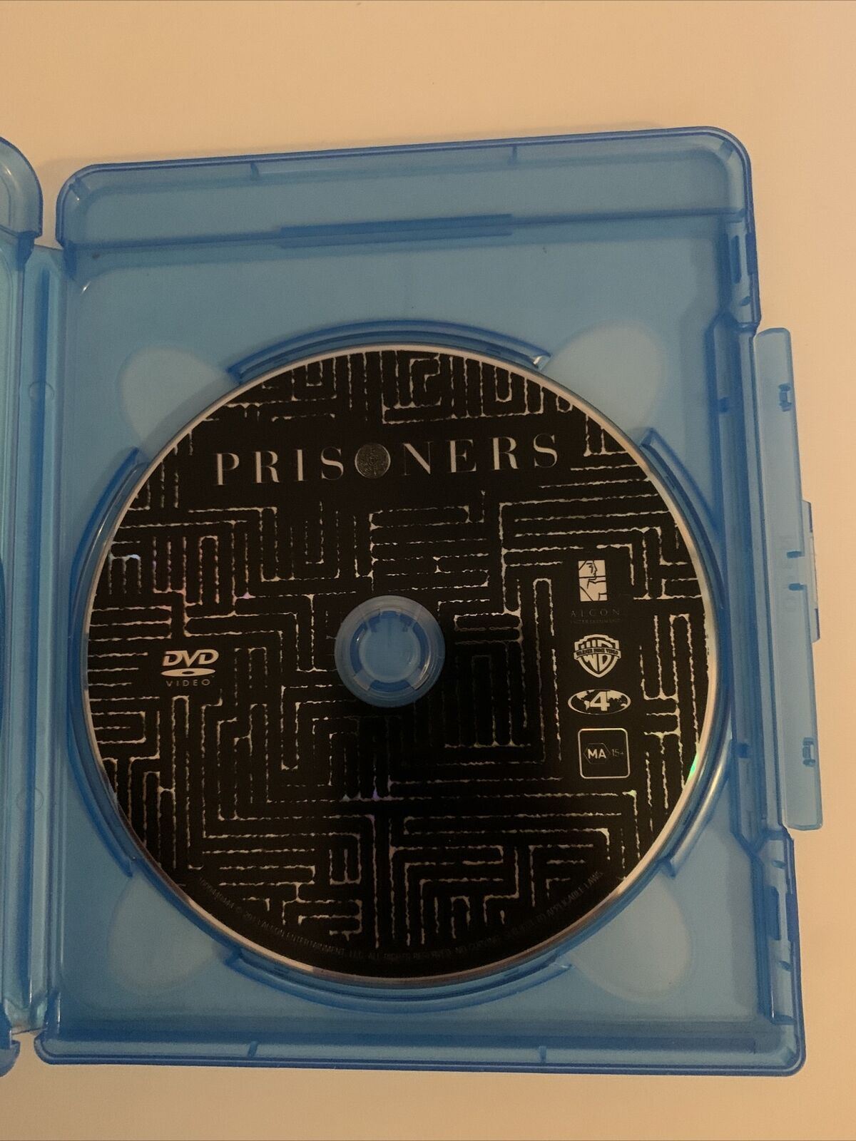 Prisoners (Blu-ray, 2013, 2-Disc Set) Hugh Jackman, Jake Gyllenhaal. Region B&4