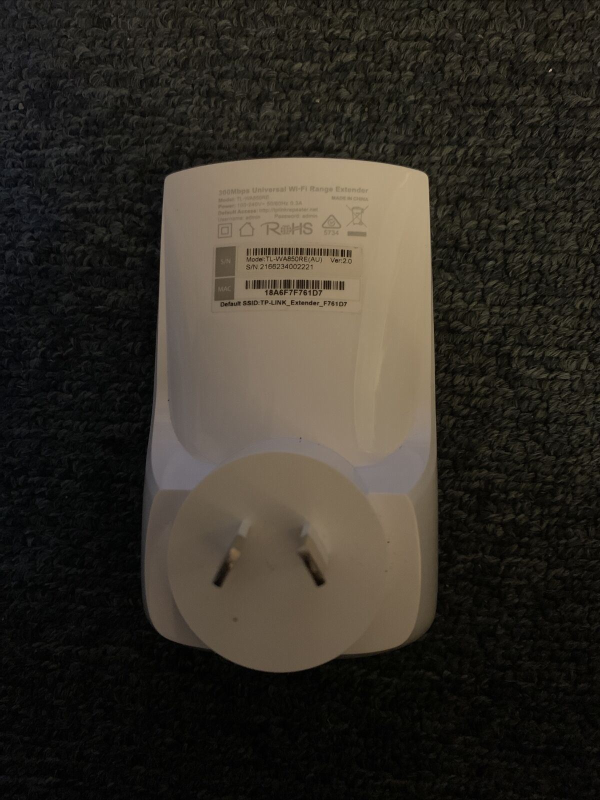 TP-LINK Tl-WA850RE 300mbps Wall Plug Universal WiFi Range Extender Booster
