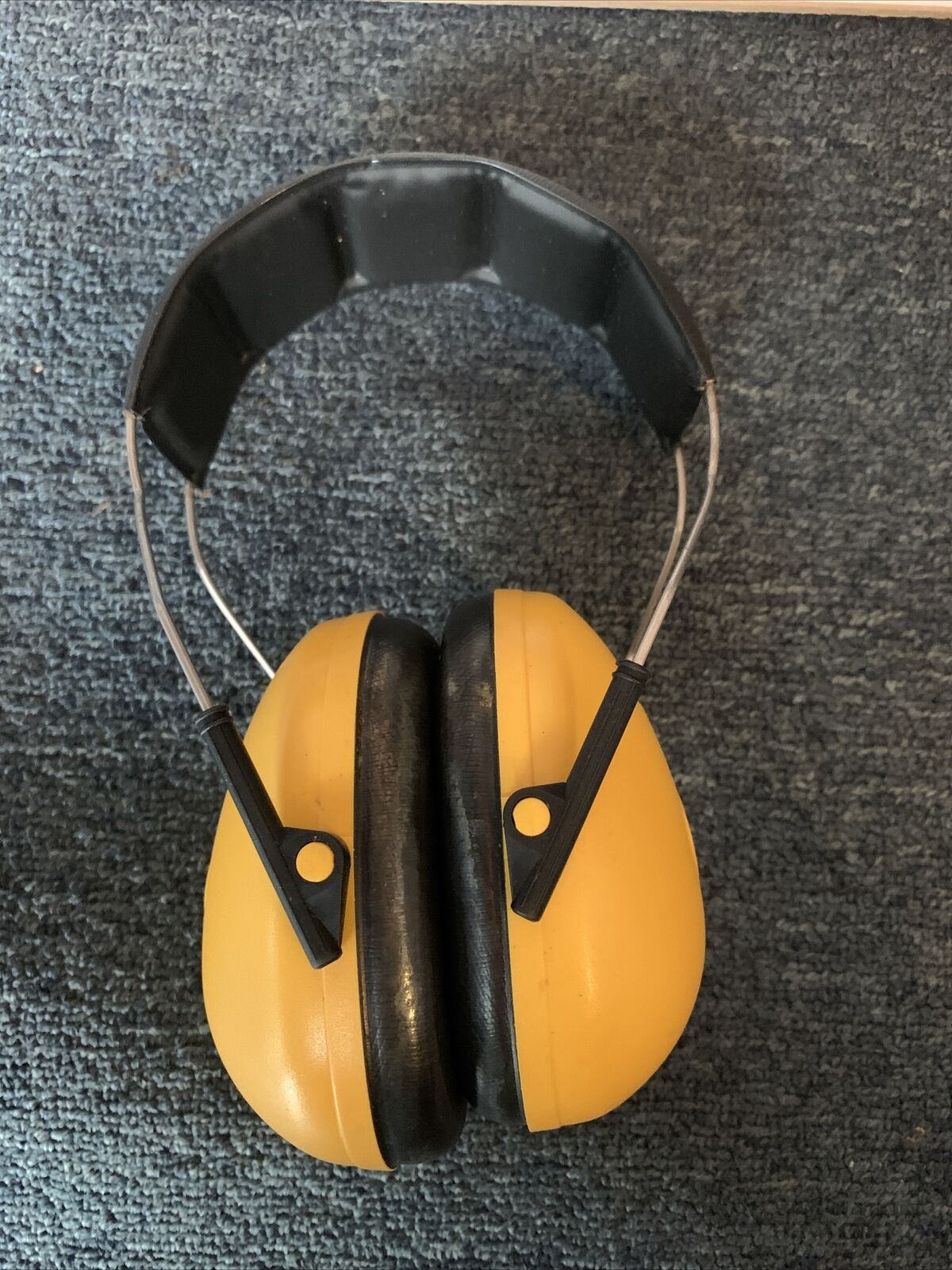 3M PELTOR H9 Select Performance Series - Passive Earmuffs Hearing Protection