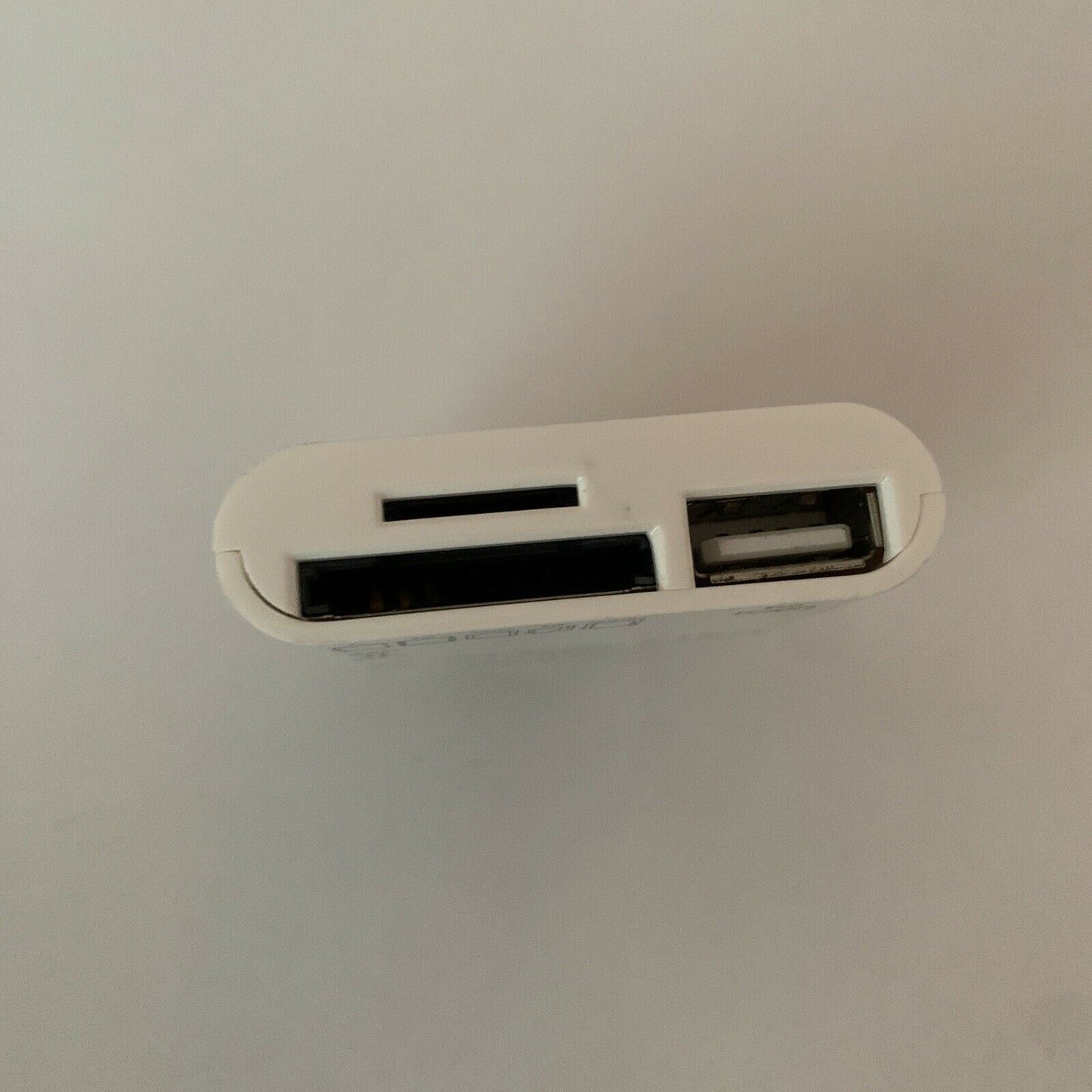 5-in-1 Camera Connection Kit & Memory Card Reader For  Apple iPad 2 & 3