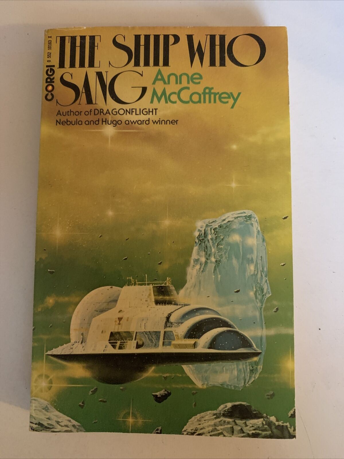 The Ship Who Sang - Anne McCaffrey 1971