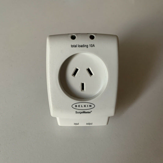 Belkin Surgemaster F9H110auCW 10A