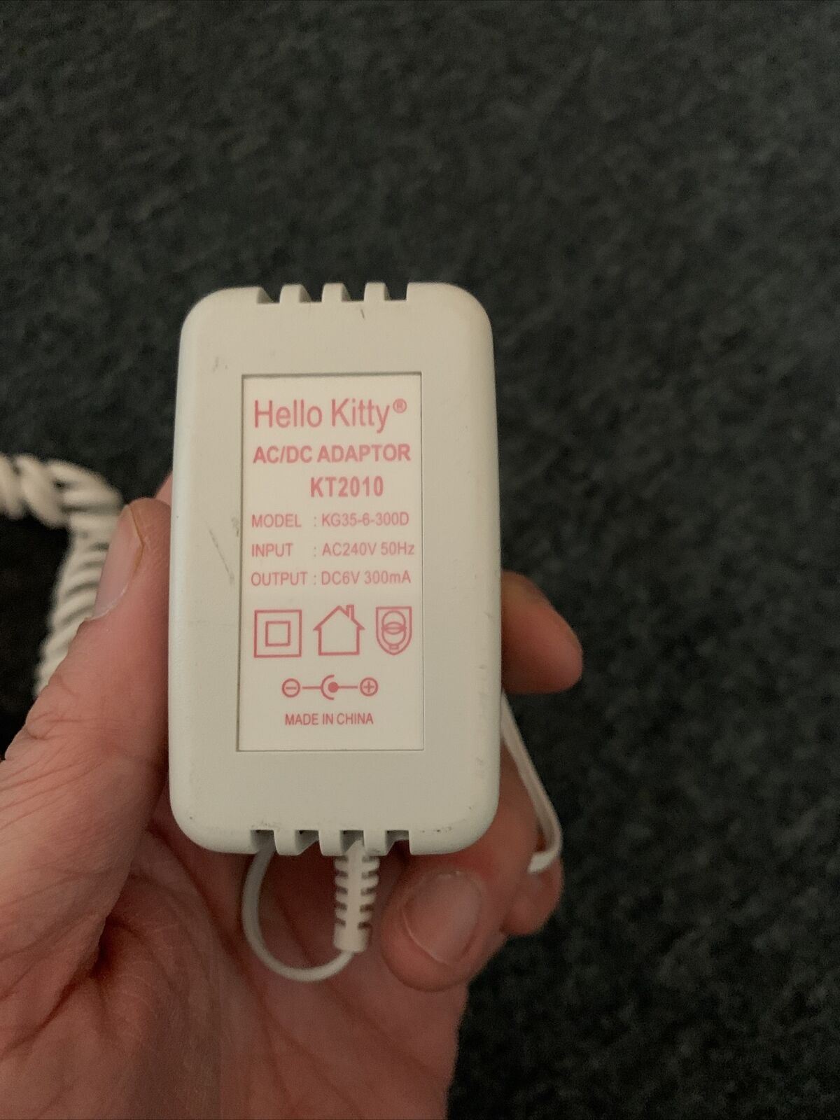 HELLO KITTY KT2012 Caller ID and Memory Telephone