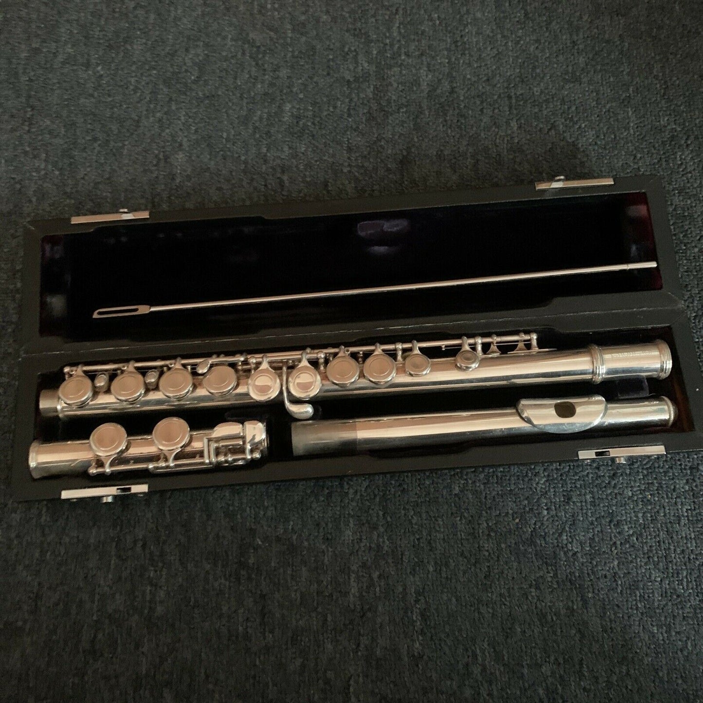 SOLO Silver Plated Flute Offset G with Case