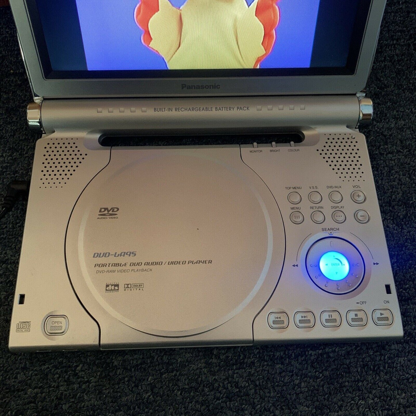 Panasonic DVD-LA95 Portable DVD Player 9" LCD Screen /w DTS DOLBY Digital Audio