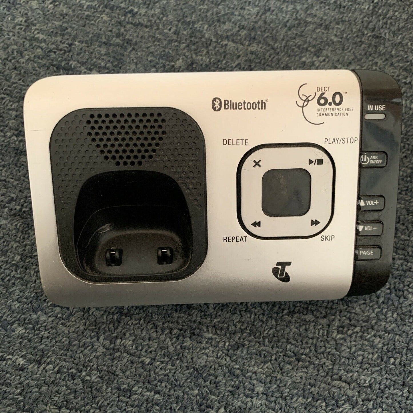 Telstra 13550 Twin Base Charger & AC Adapter S003IS06000045