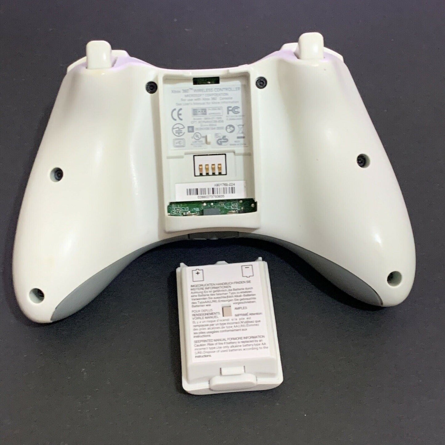 Genuine Official Microsoft Xbox 360 Wireless Controller White