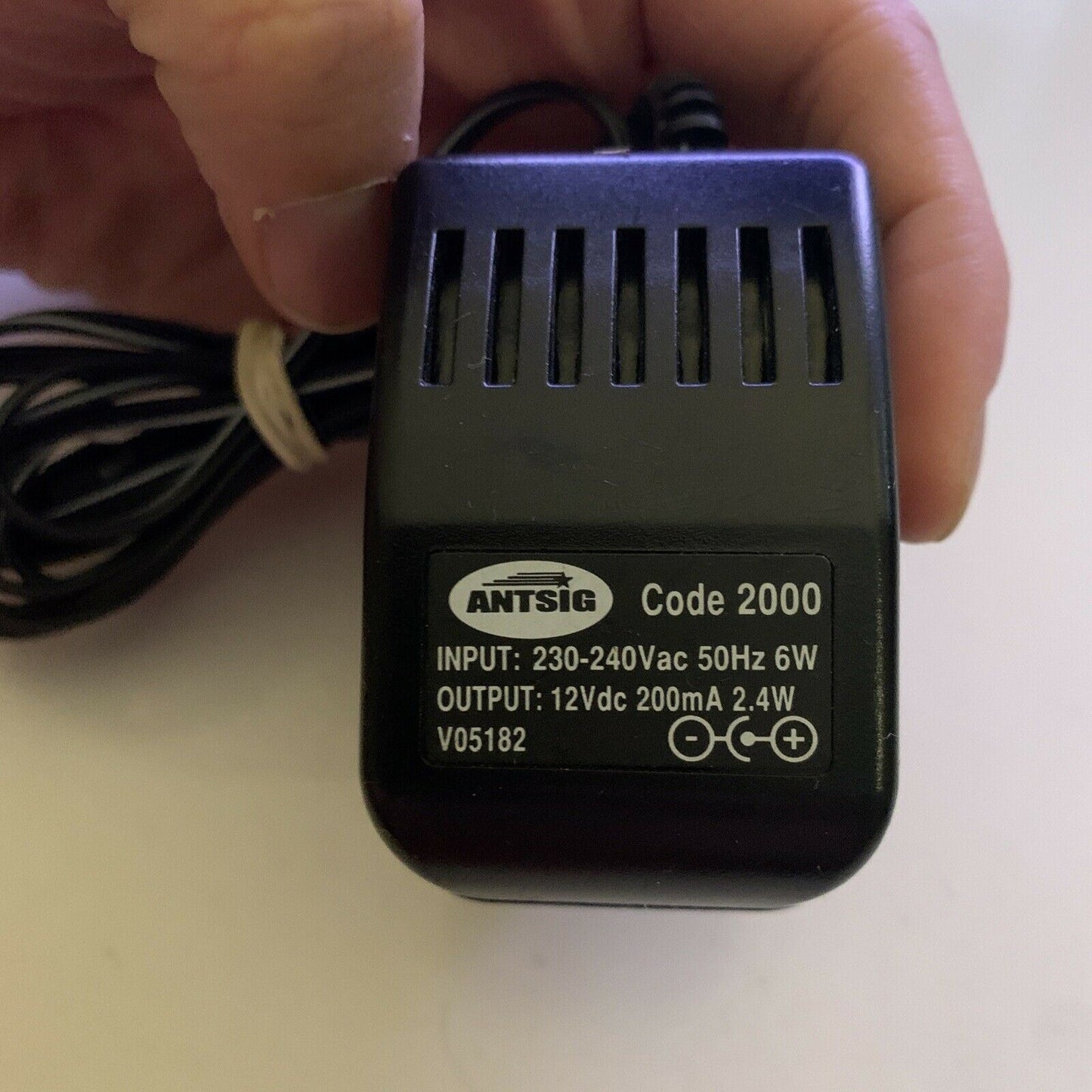 Antsig AC Adapter 12V 200mA Code 2000 V05182
