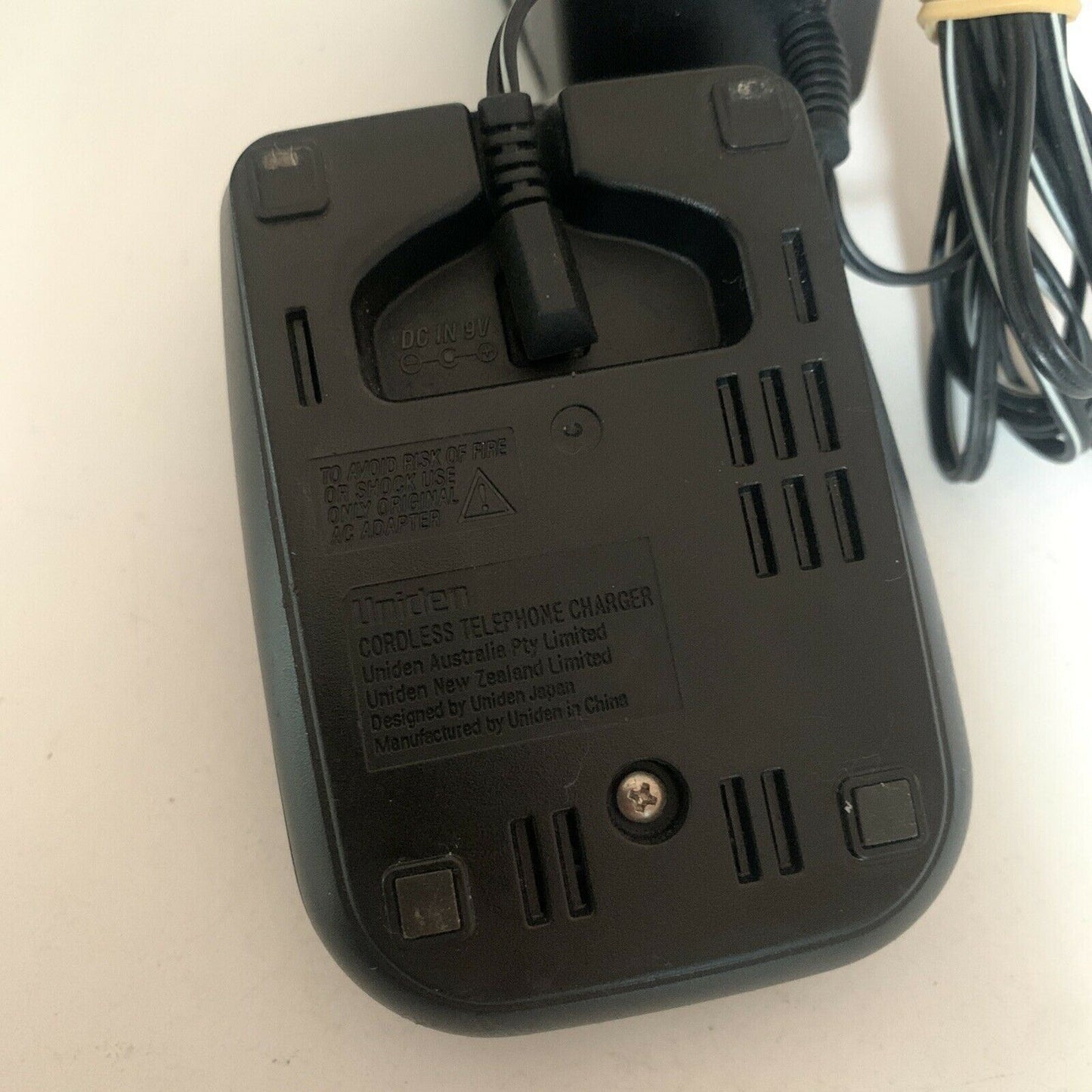 Genuine Uniden Cordless Telephone Charger & AAD-600S AC Adapter 9v