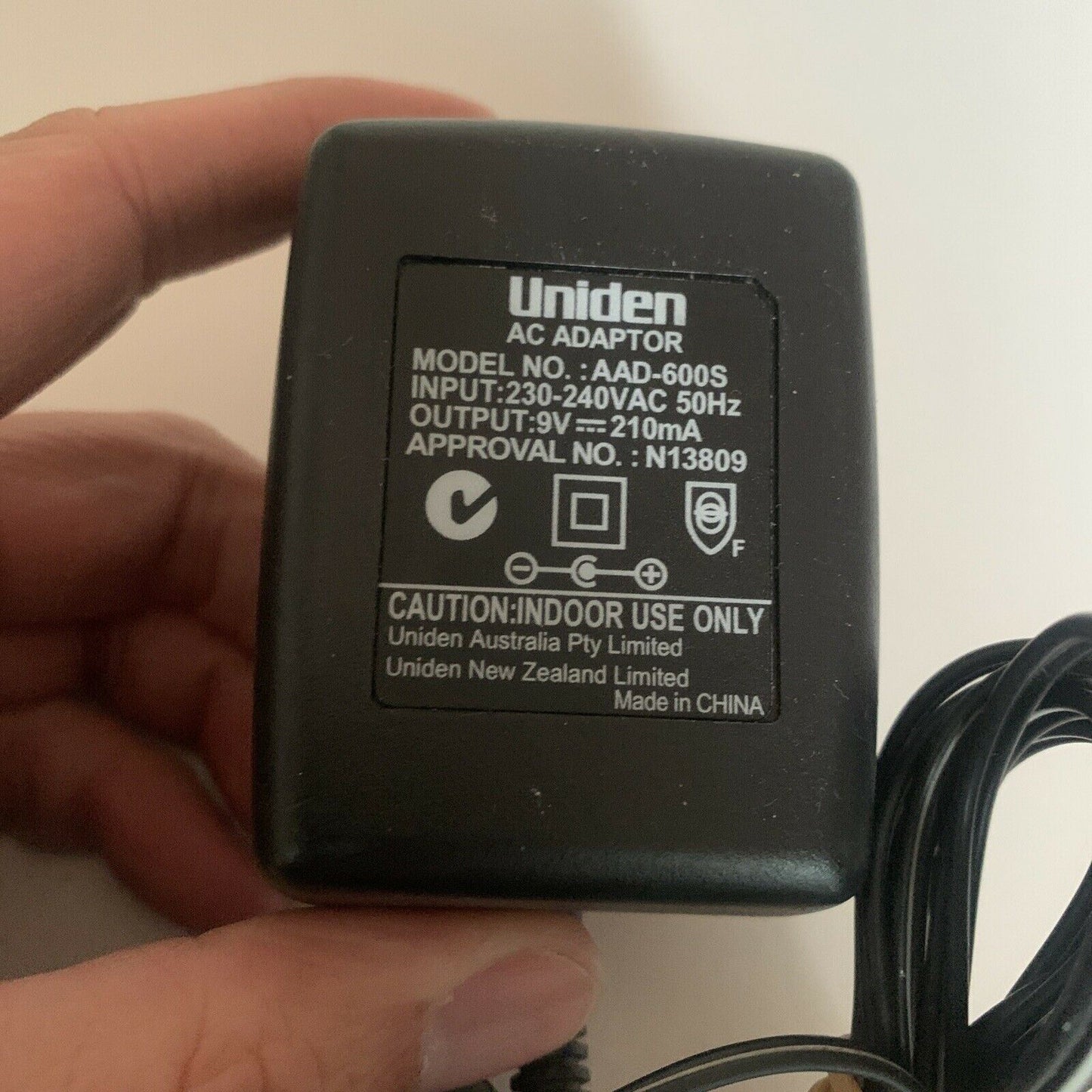 Genuine Uniden Cordless Telephone Charger & AAD-600S AC Adapter 9v