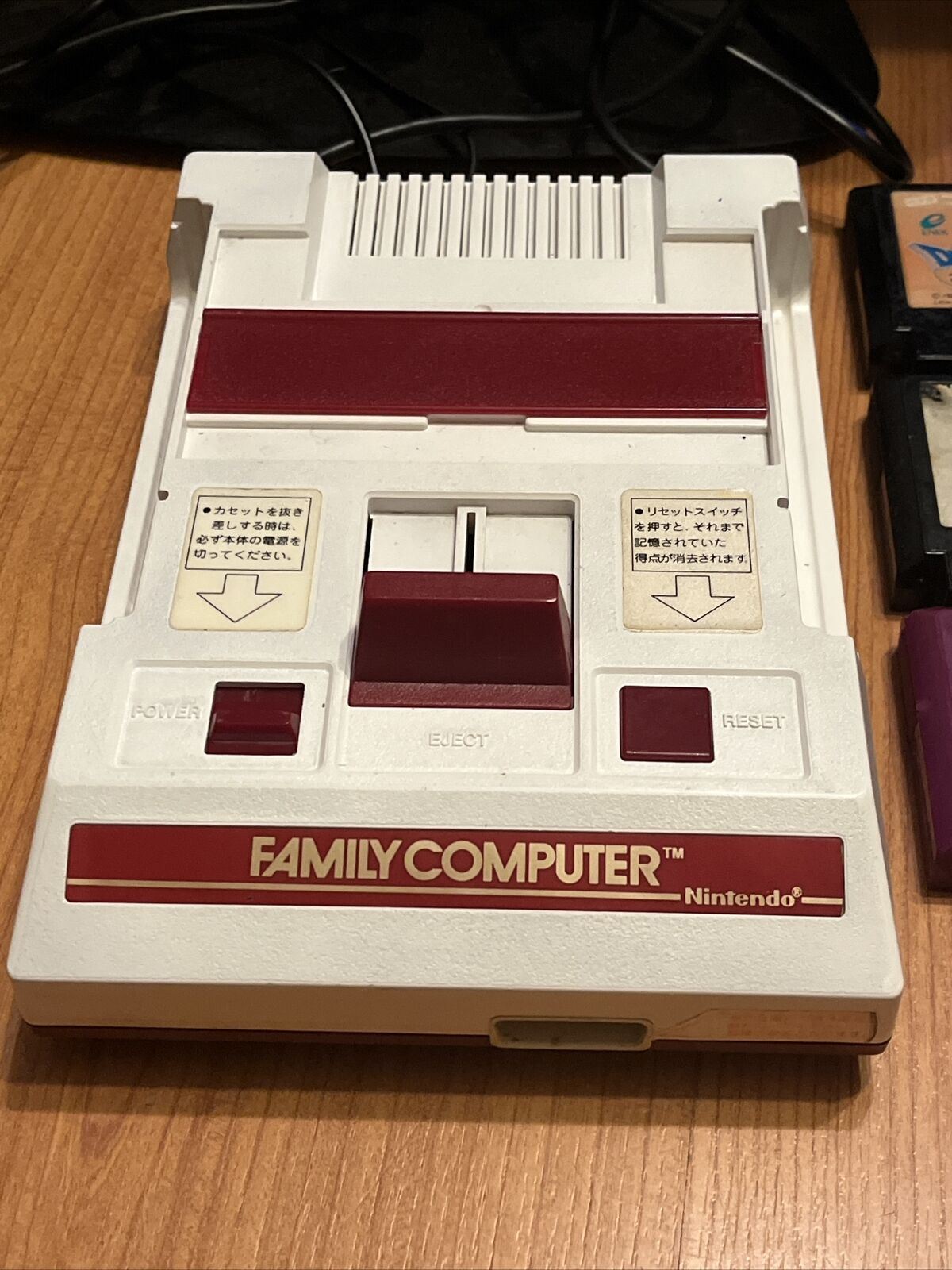 Genuine Nintendo Famicom RGB Console & 9 Games + Joystick AV Mod & USB Powered