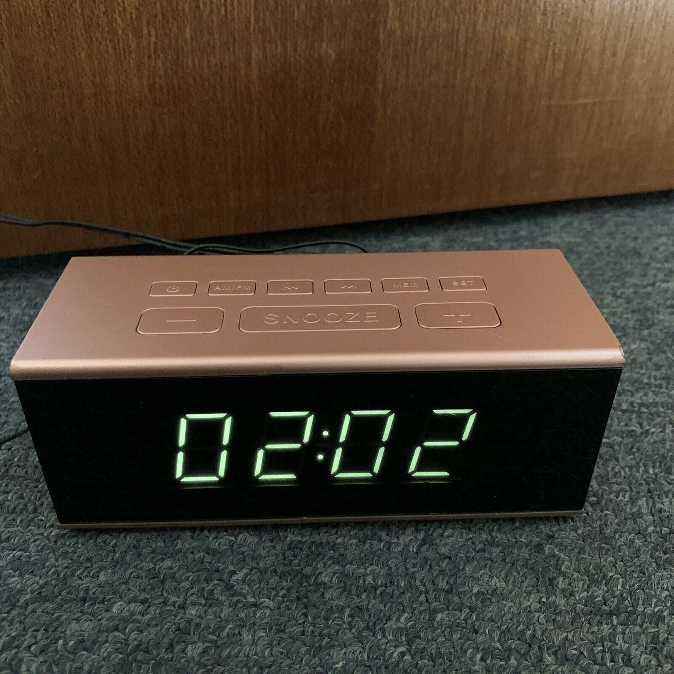 Anko Rose Gold Big Display Clock Alarm Radio CAA18030 Retro Unit