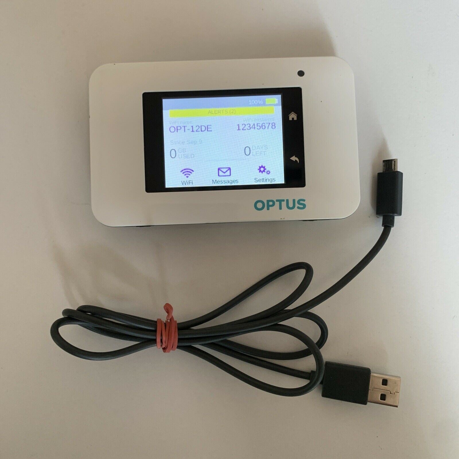 Optus Netgear AirCard 800S 4G Plus WiFi Mobile Hotspot Modem – Retro Unit