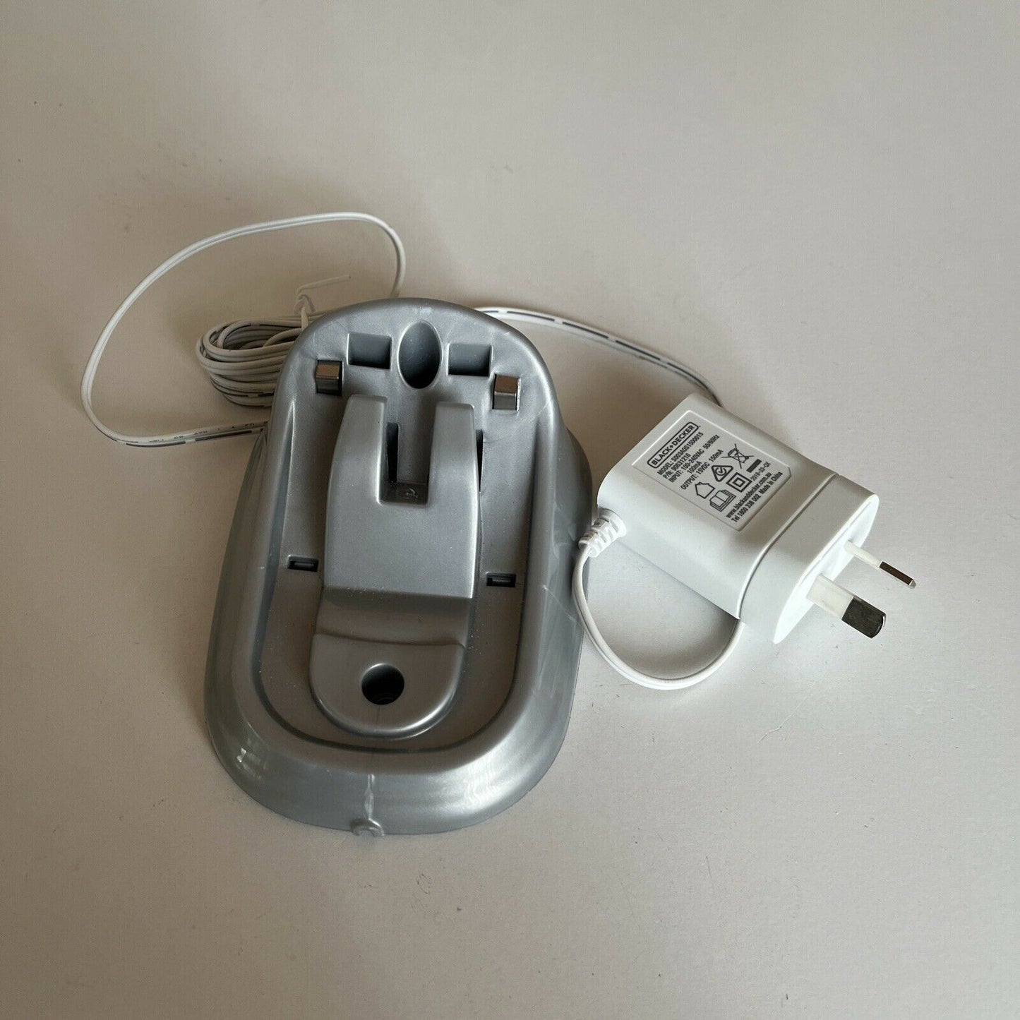 Genuine Black+Decker Vacuum Charging Dock 90587249-02 S003AQS1500015 15V  150mA