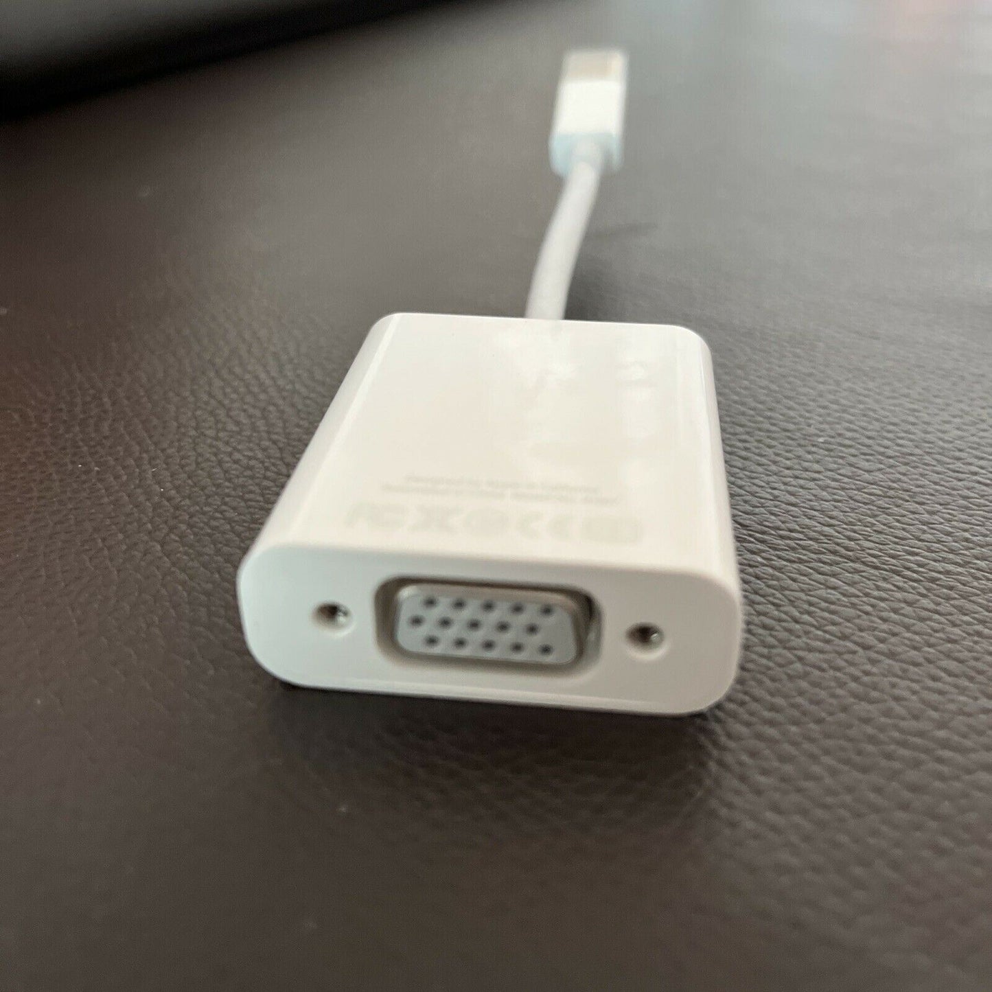Genuine Apple Mini DisplayPort to VGA Adapter - MB572Z/B A1307
