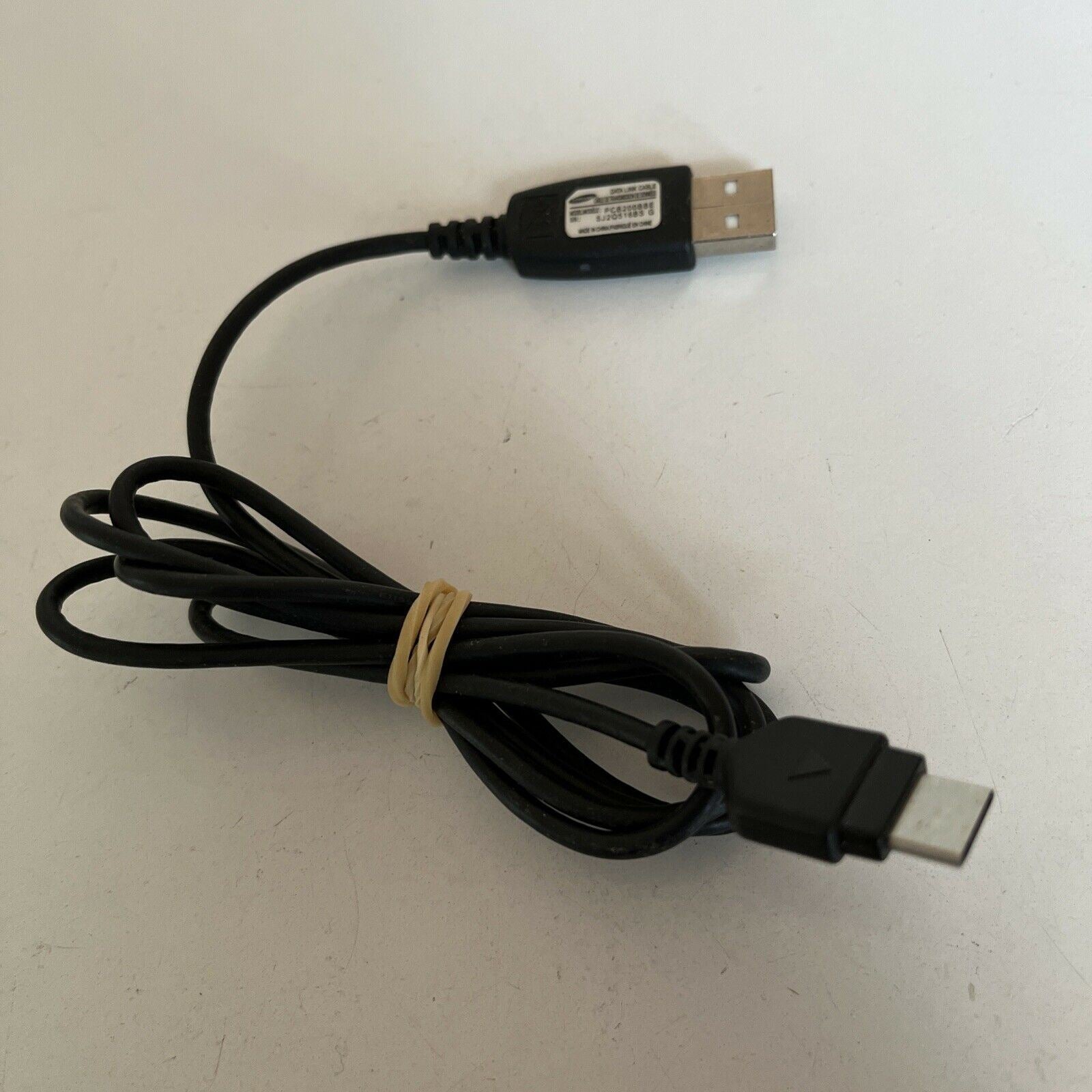 Genuine Samsung USB Data Link Cable PCB200BBE Retro Unit Genuine samsung usb data link cable pcb200bbe retro unit