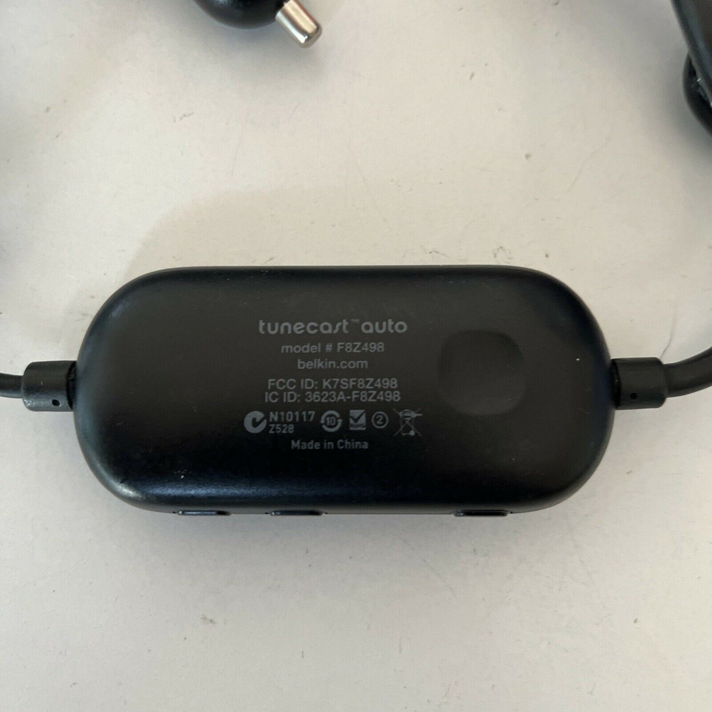 Belkin Tunecast Auto F8Z498 FM Transmitter for Apple 30-pin iPod iPhone iPad