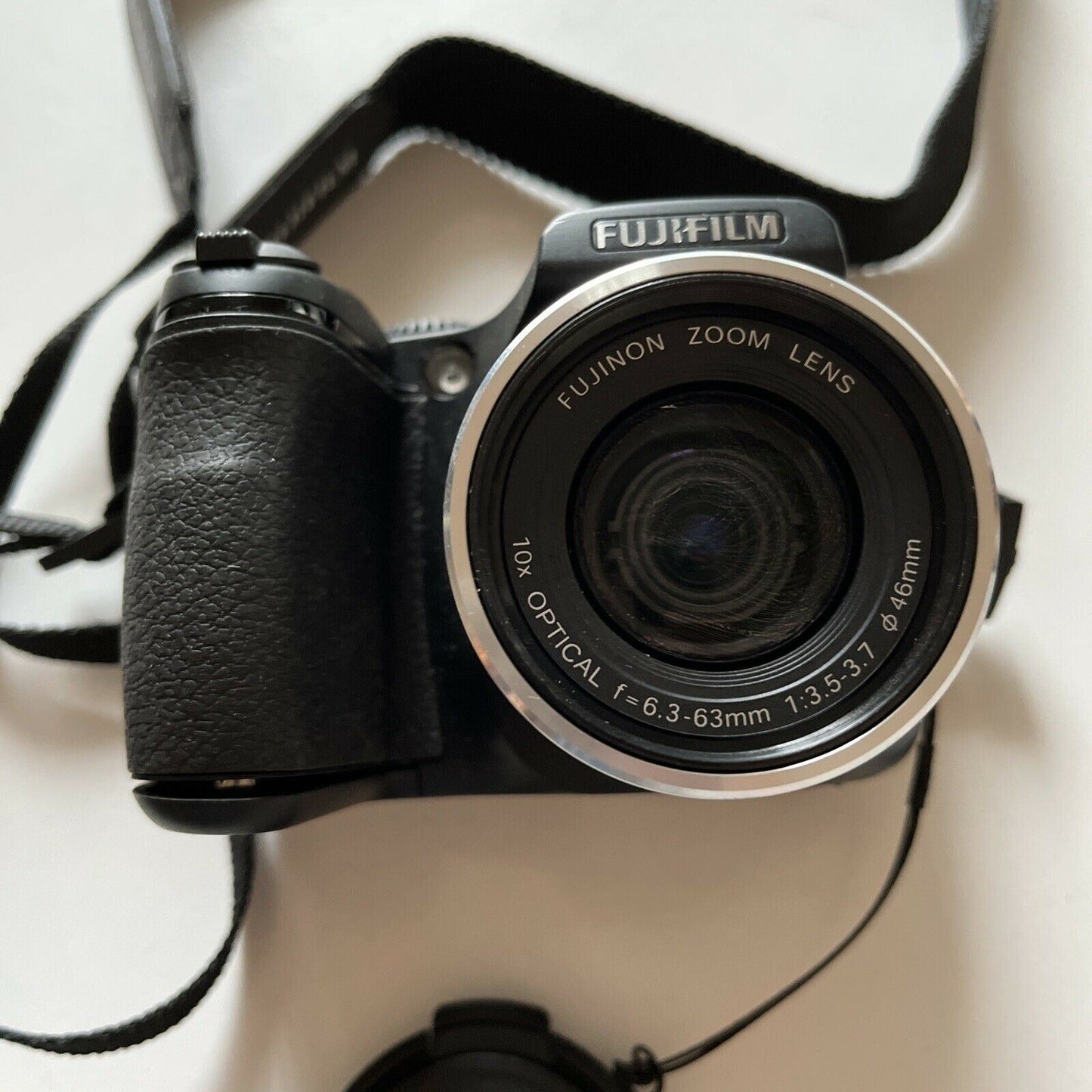 Fujifilm FinePix S5700 7.1 MP Digital Camera & HD Video- Black. In working order