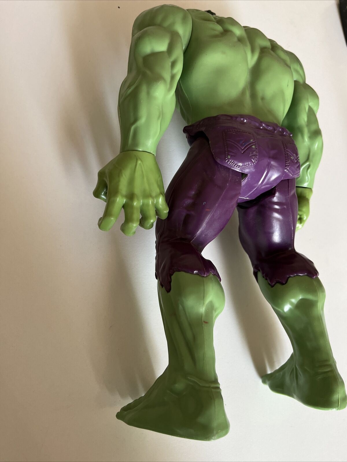 The Hulk Figurine 2013 C-3252B 29cm Tall Marvel Hasbro