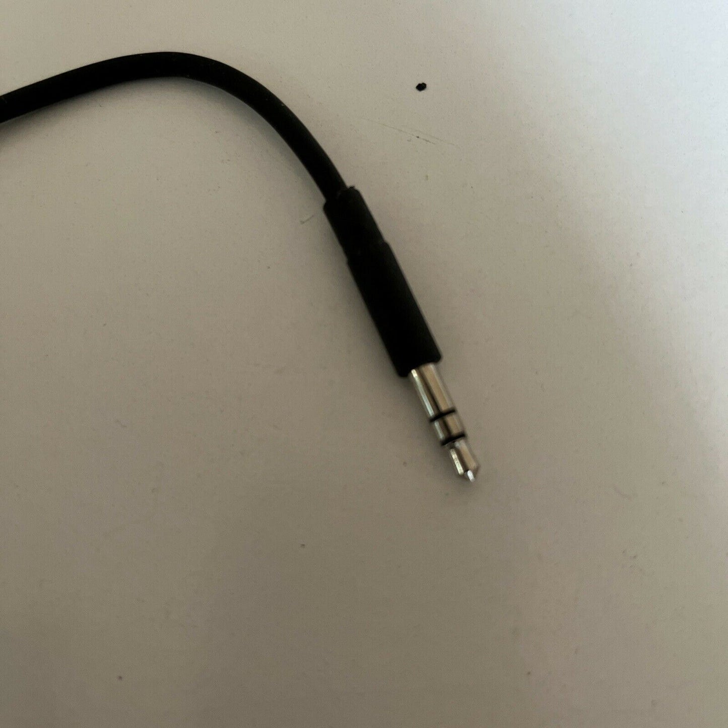 Belkin TuneCast In-Car 3.5mm to FM Transmitter F8Z880au with USB Charger Port