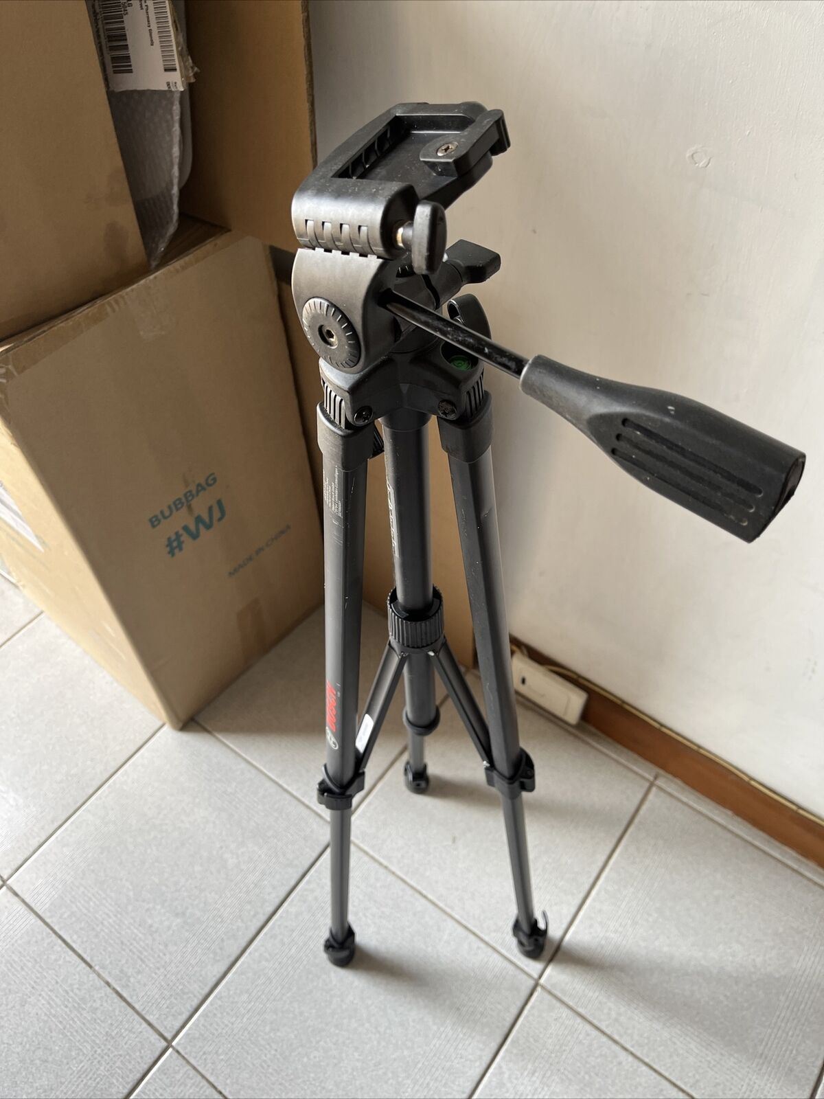 BOSCH BT 150 Professional Tripod for Lasers and Levels 3 601 K96 B00