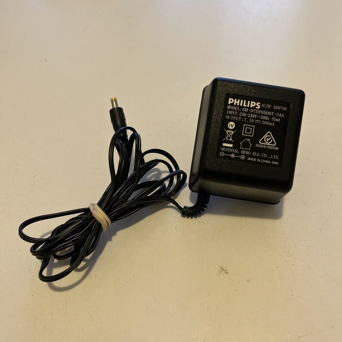 Genuine Philips 0H-075V0500T-SAA AC Adapter 7.5v 500mA