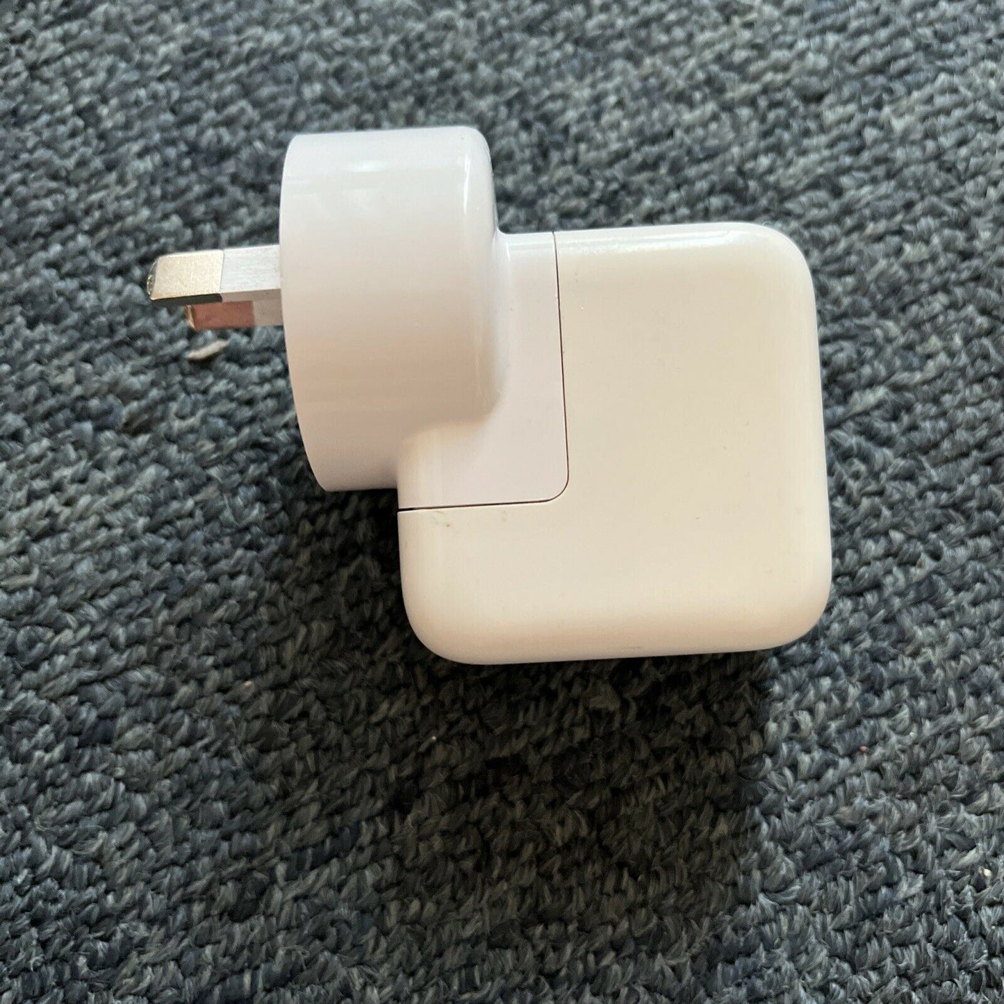Genuine Apple A1402 5W USB Power Adapter