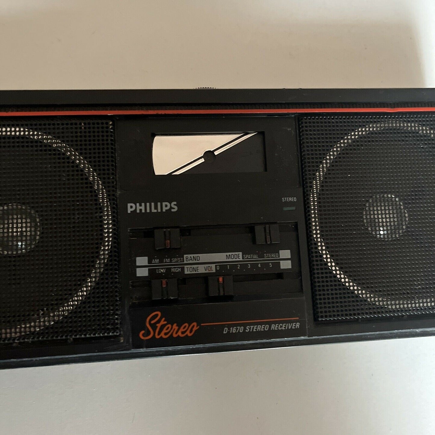 Vintage Philips D-1670 Portable Stereo Receiver AM/FM Radio 1986