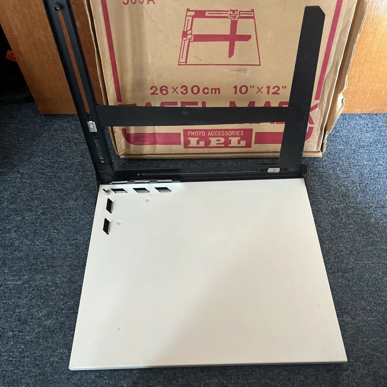 LPL Easel Mask 503A 26x30cm 10'x12' Made In Japan Retro Unit