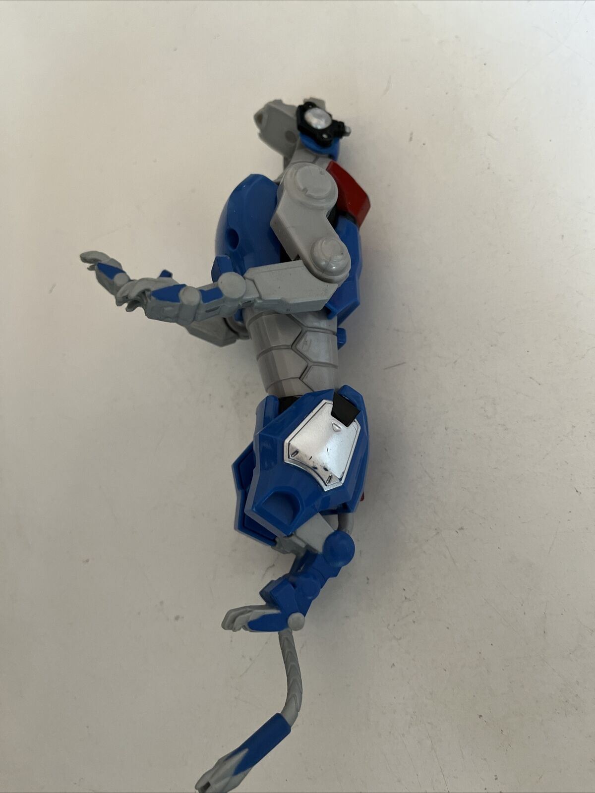 2017 Blue Lion Legendary Defender Voltron Playmates 21cm