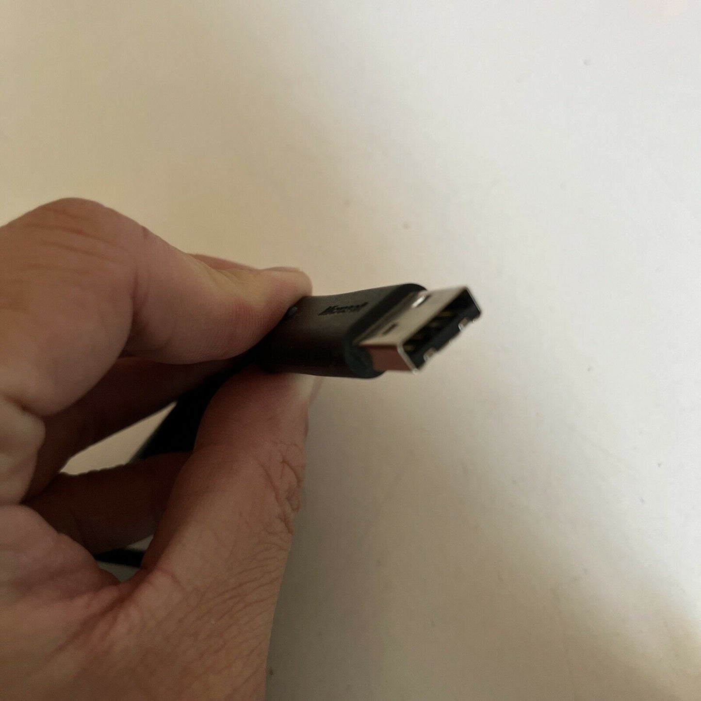 Genuine Official Microsoft  Xbox 360 Play & Charger Kit X816689-006 *USB only