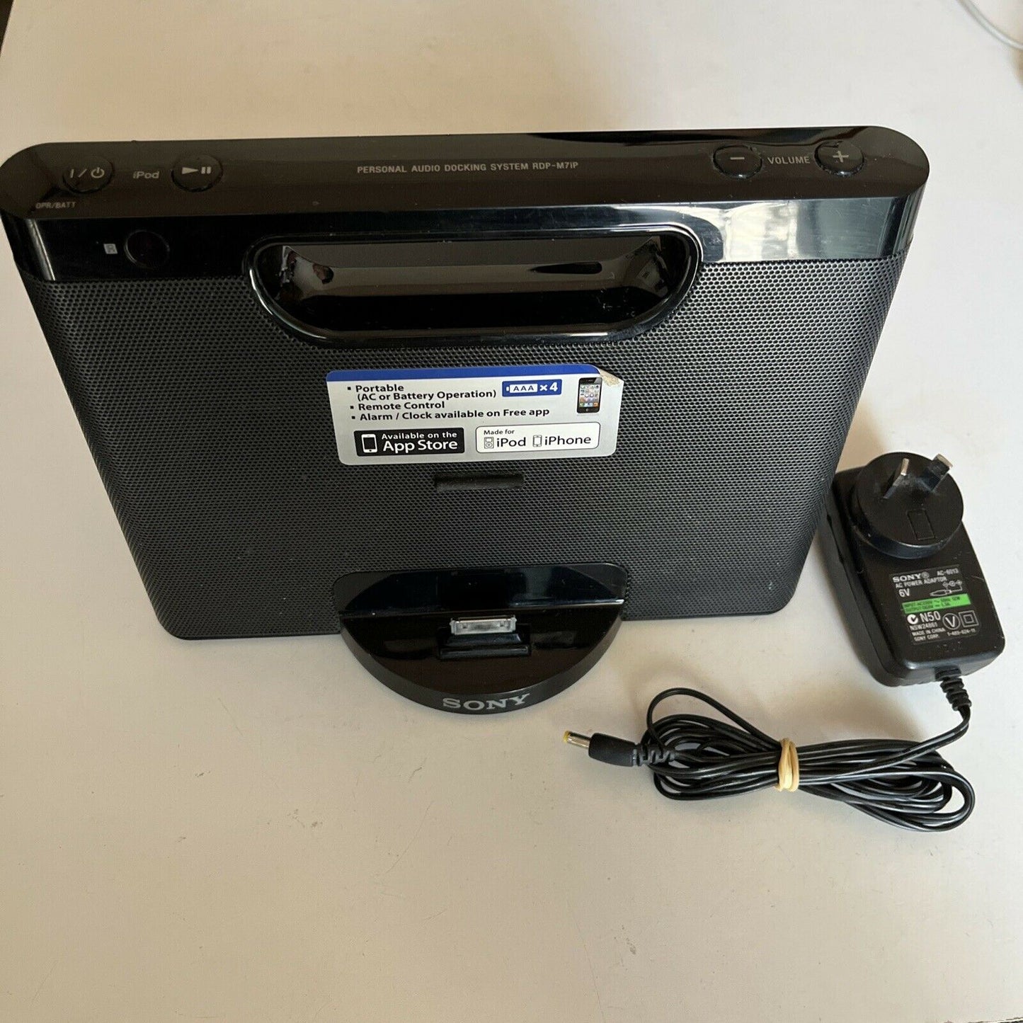 Sony RDP-M7iP 30 pin iPhone iPod Portable Audio Speaker Dock