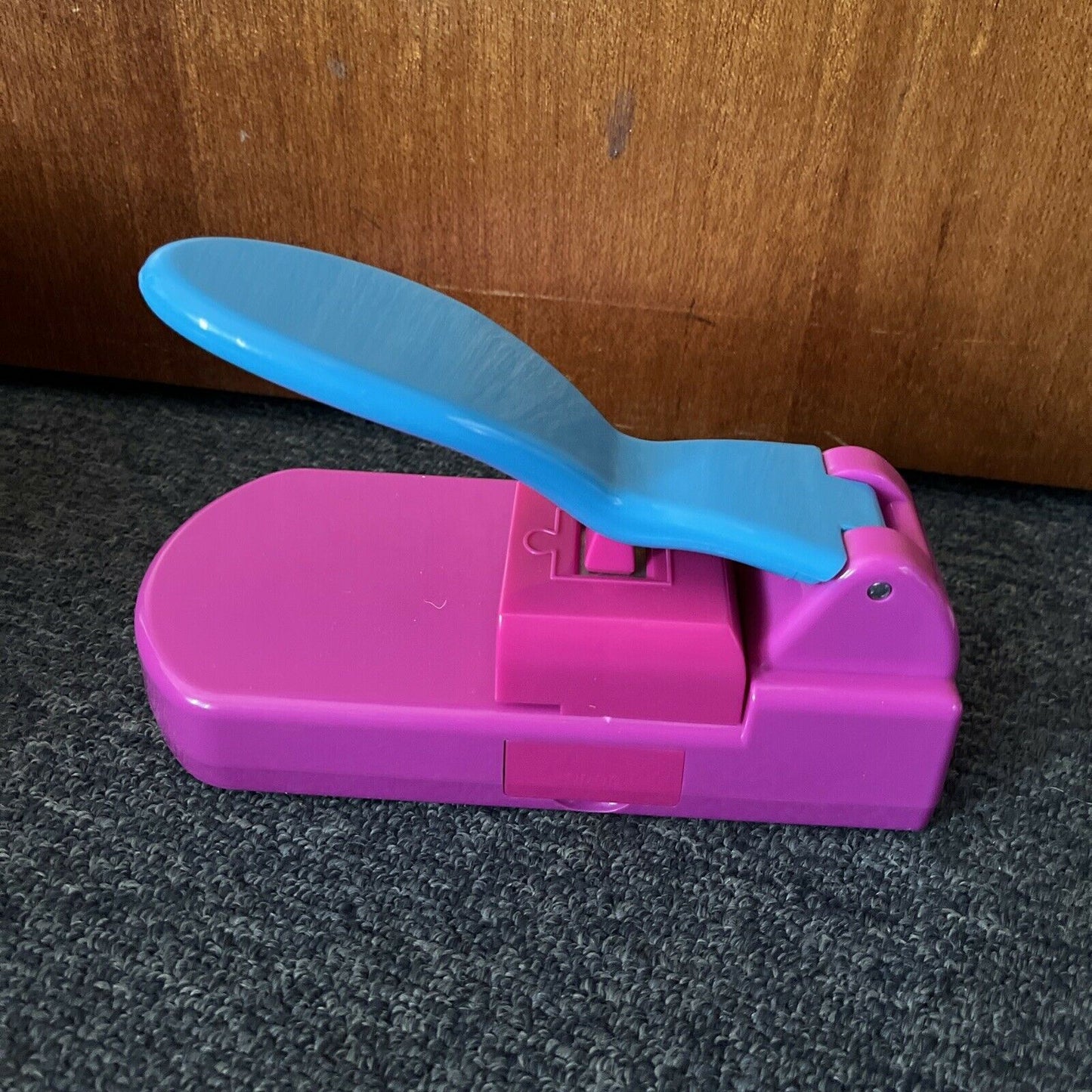 Jigsaw Puzzle Punch Maker - DIY Create Your Own Jigsaw Puzzle