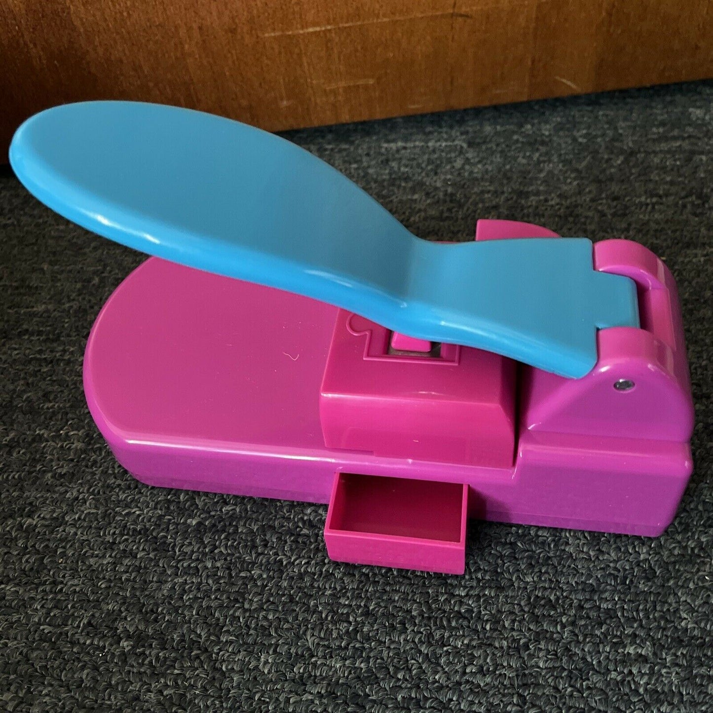 Jigsaw Puzzle Punch Maker - DIY Create Your Own Jigsaw Puzzle