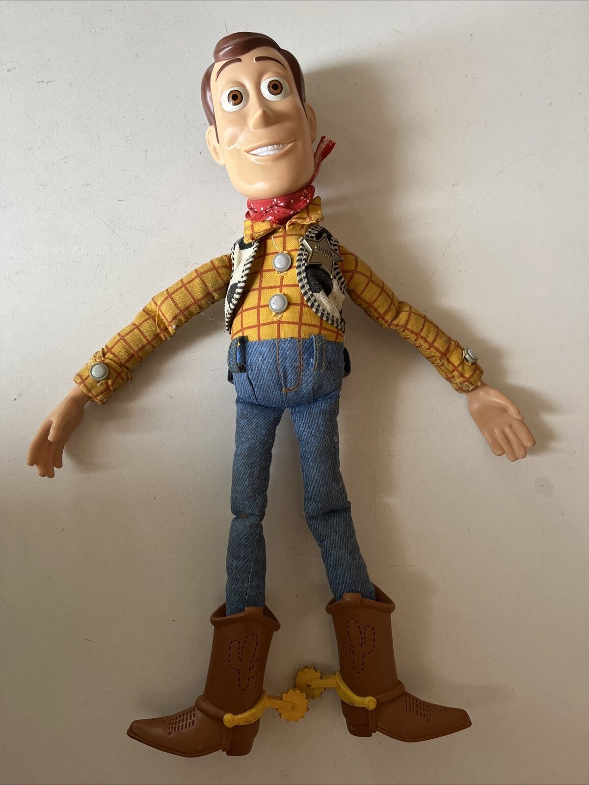 Disney Toy Story Sheriff Woody Talking Action Figure  Pull String R2685 working