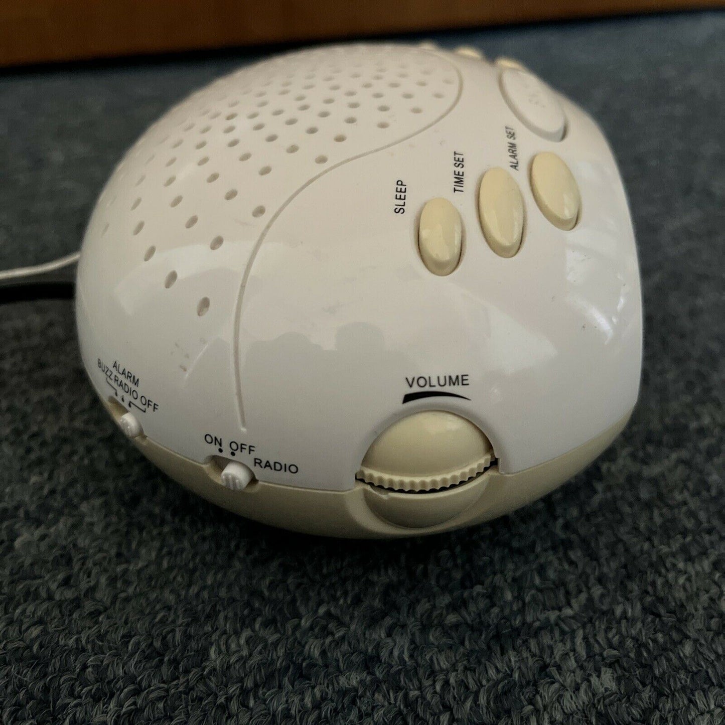 Vintage Sanyo AM/FM Alarm Clock Radio RM-X106W