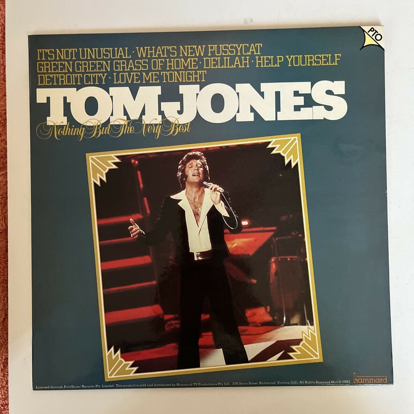 Tom Jones / Engelbert Humperdinck – Nothing But The Very Best 1982 Vinyl Record