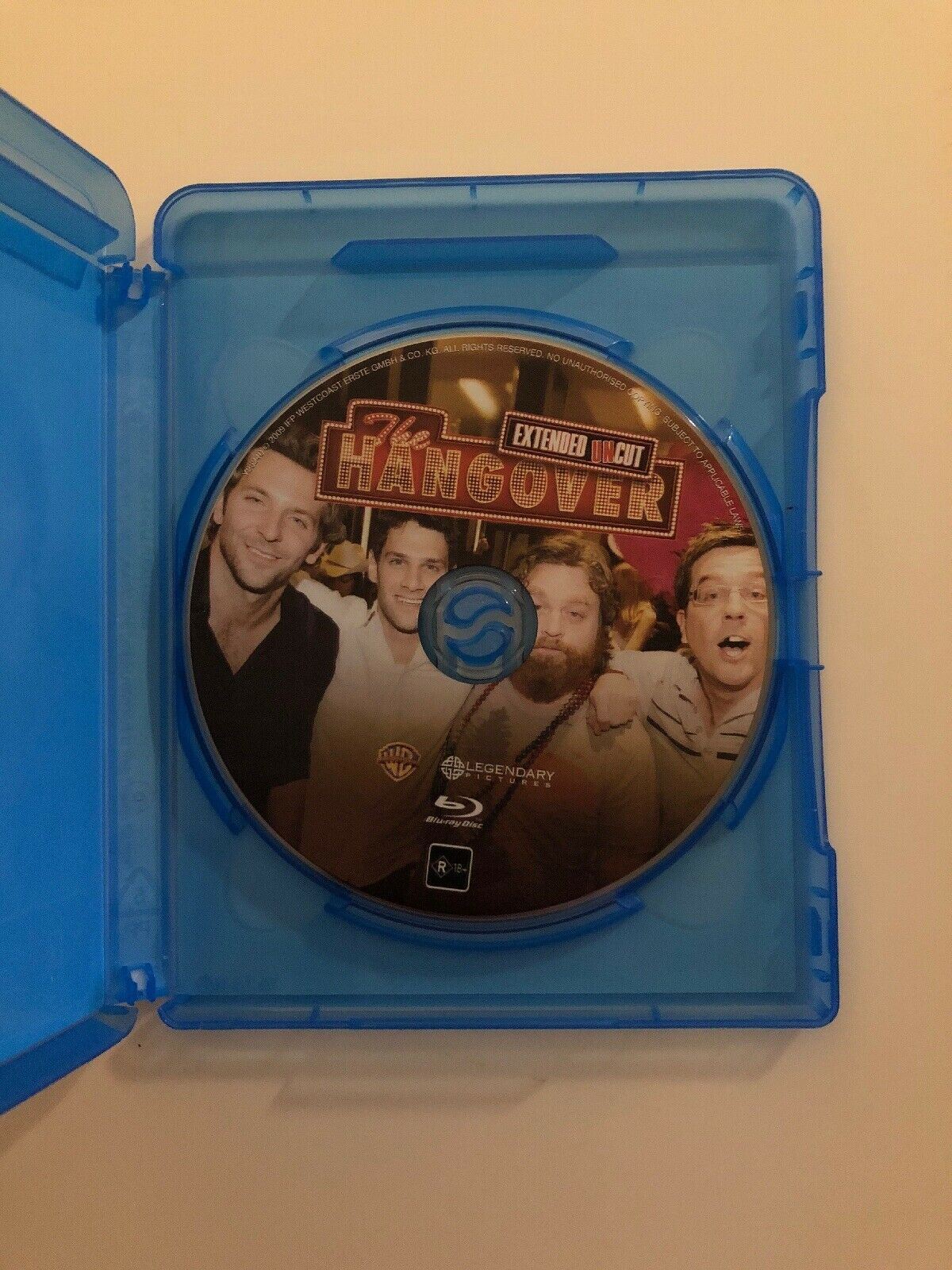 The Hangover (Blu-ray, 2009) Bradley Cooper, Zach Galifianakis. Region B