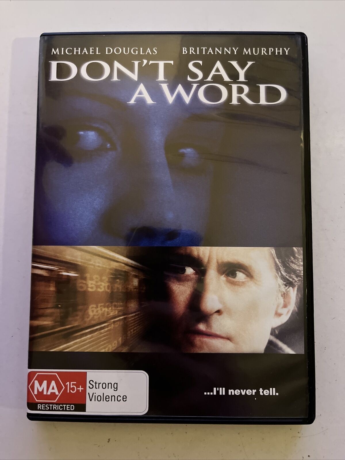 Don't Say A Word (DVD, 2001) Michael Douglas, Sean Bean, Brittany Murphy Region4