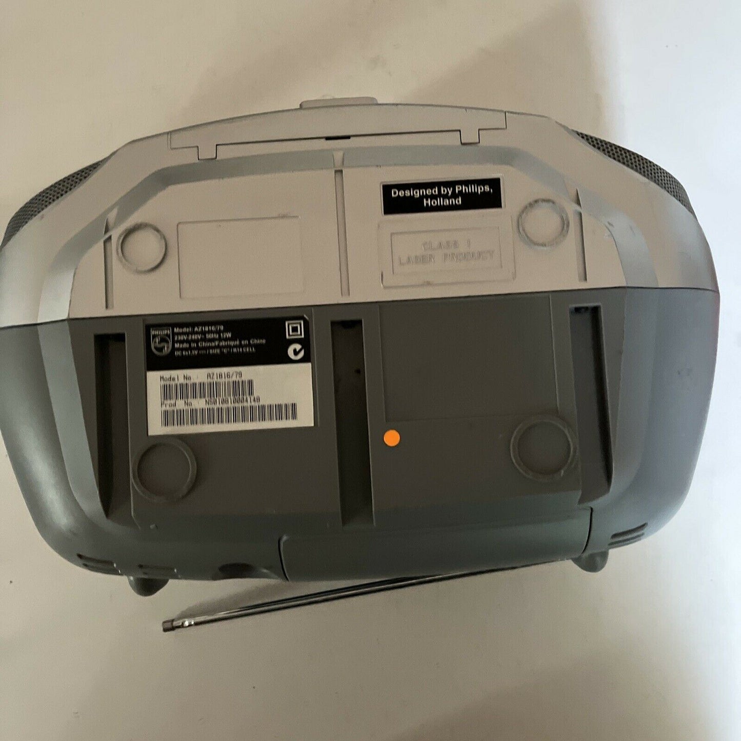 Philips CD MP3 Radio Player Soundmachine AZ1816 Portable Boombox