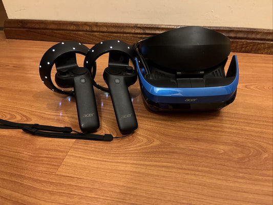 Acer Windows Mixed Reality Headset with 2x Motion Controllers H7001 VR HDMI USB
