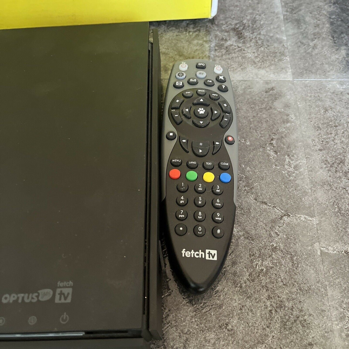 Optus Yes Fetch TV M605T 1TB with Remote - Black