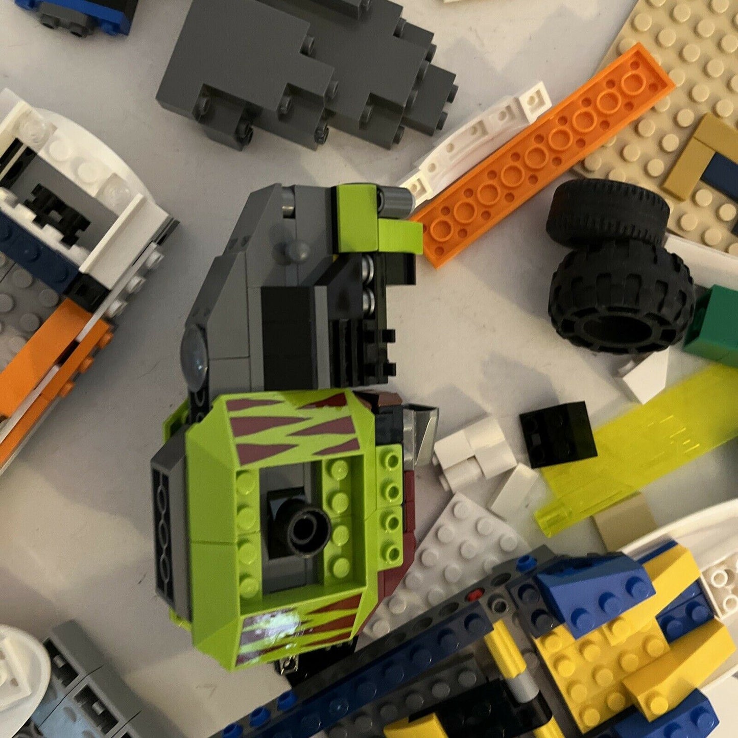 Assorted Bulk Lego Set Jurassic World & Others 750g